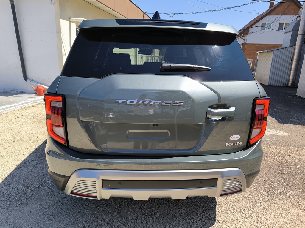 Ssangyong/KGM Torres 1.5 Turbo Clever AT + OBB (Barna TPU)