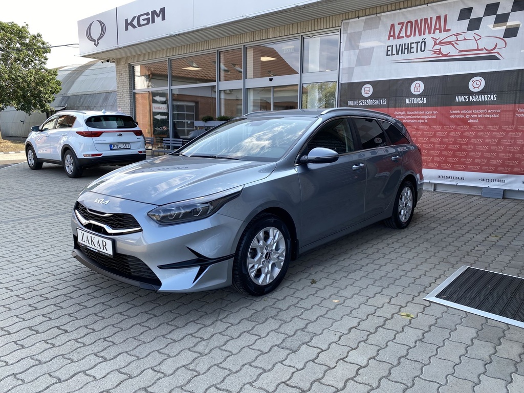 Kia Ceed SW 1,5 T-GDI Gold, Mo.-i, 1 Tulajdonos, Vezetett szervizkönyv.