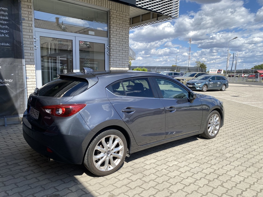 Mazda CX-3 2.0i Revolution Top AWD AT, Mo.-i, 2 Tulajdonos, Vezetett szervizelőélet, Téli-Nyári gumik felnin!