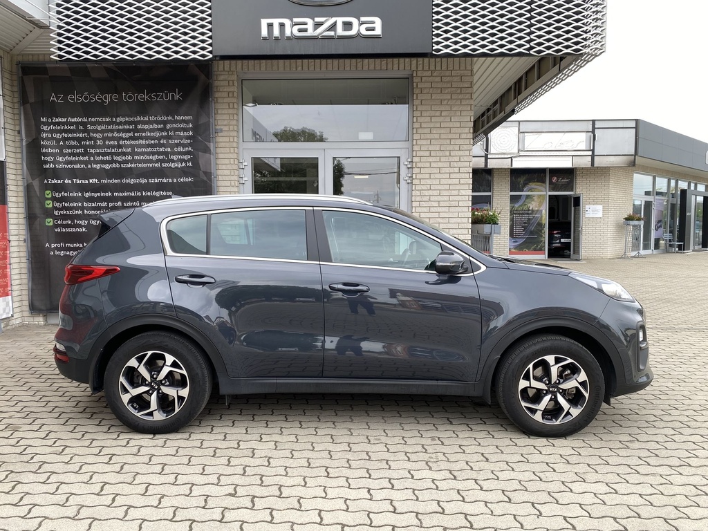 Kia Sportage 1,6 GDI Silver + 17".Mo.-i, 1 Tulajdonos,Gyári garanciális,Vezetett szervizkönyv! 