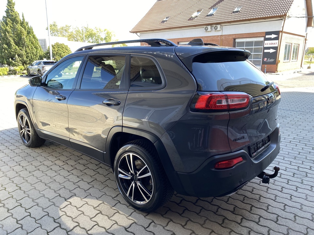 Jeep Cherokee 2.2MJD Limited Active Drive II. AWD AT. Vezetett szervizkönyv, 1 Év garancia ajándékba!