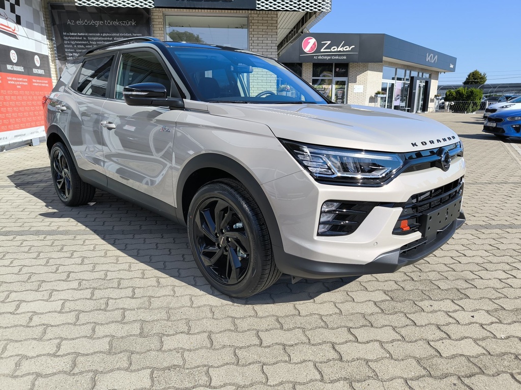 Ssangyong/KGM Korando 1.5 Turbo GDI Premium Plus AT Black Pack - 1.3 milliós kedvezmény!