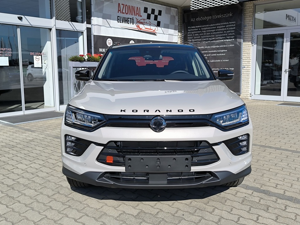 Ssangyong/KGM Korando 1.5 Turbo GDI Premium Plus AT Black Pack - 1.3 milliós kedvezmény!
