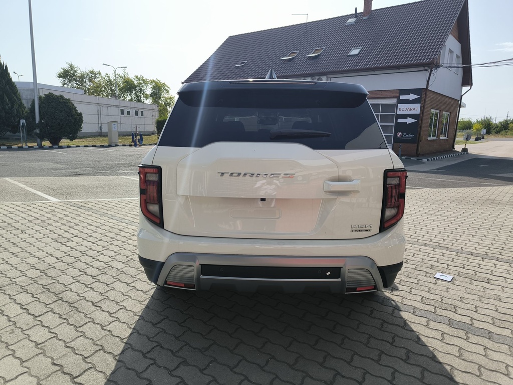 Ssangyong/KGM Torres HEV J140 Clever AT 2TONE OBBL (Barna bőr)+E16 elektromos csomagtérajtó+VEA 360° kamera