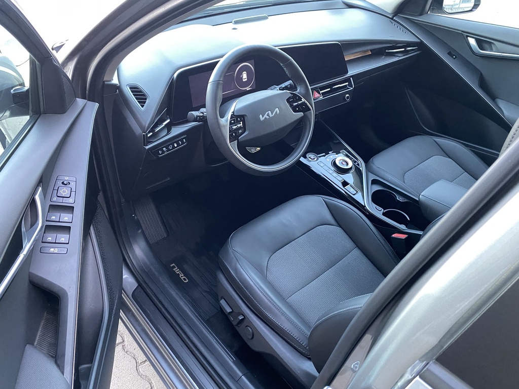 Kia Niro 1.6GDI PHEV Platinum + Comfort+NT,  DCT, Mo.-i, 1 Tulajdonos, Végig szervizelt, Gyári garanciális, Téli-Nyári gumik!