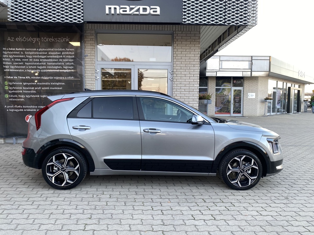 Kia Niro 1.6GDI PHEV Platinum + Comfort+NT,  DCT, Mo.-i, 1 Tulajdonos, Végig szervizelt, Gyári garanciális, Téli-Nyári gumik!