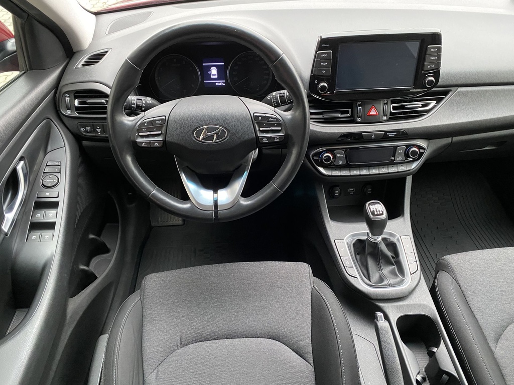 Hyundai I30 1.5DPi Prime, 33601Km!! Mo.-i, 1 Tulajdonos, Gyári fényezés, Gyári garanciális, Vezetett szervizkönyv!
