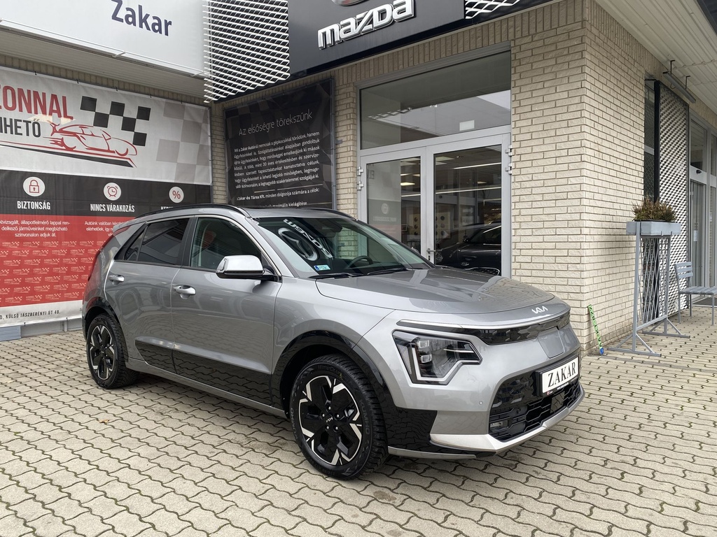 Kia E-Niro  Kryptonite + Relax+NT, DCT, Mo.-i, 1 Tulajdonos, Végig szervizelt, Gyári garanciális, Téli-Nyári gumik! 