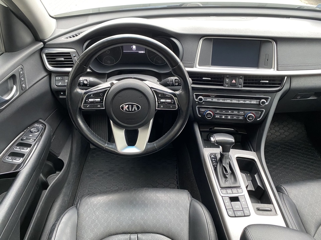 Kia Optima2.0 PHEV AT. Mo.-i, 2 Tulajdonos, Gyári garanciális, Vezetett szervizkönyv! Téli-Nyári gumikkal!