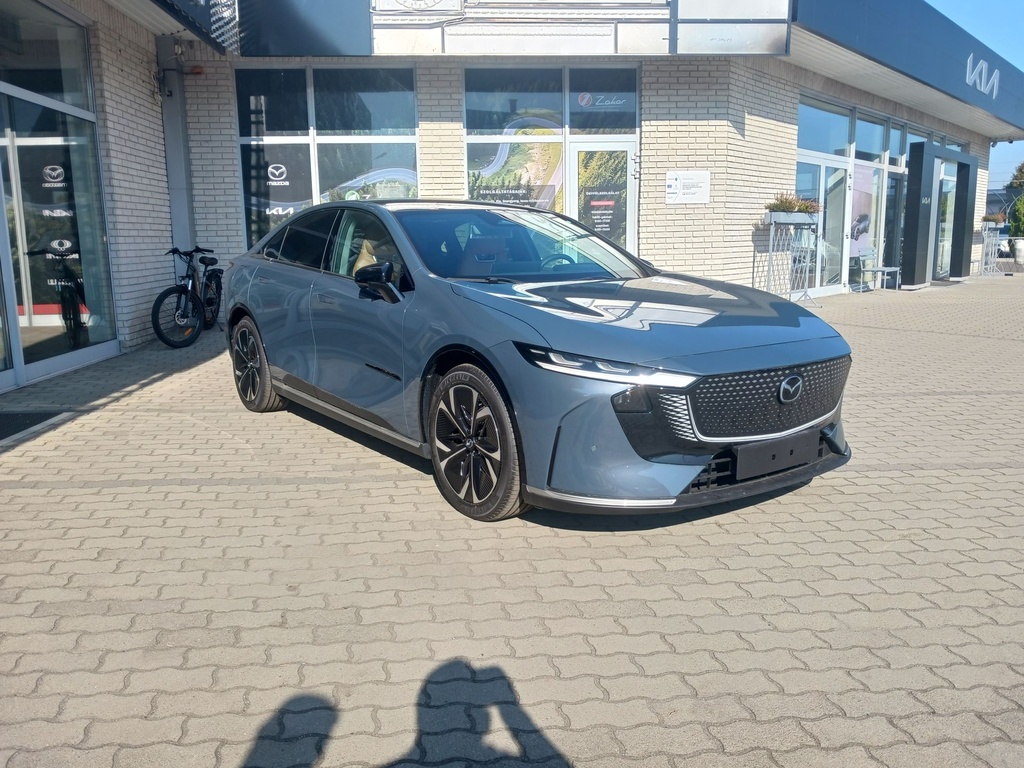MAZDA 6e 5HB EV 258ps 1AT RWD Takumi Plus