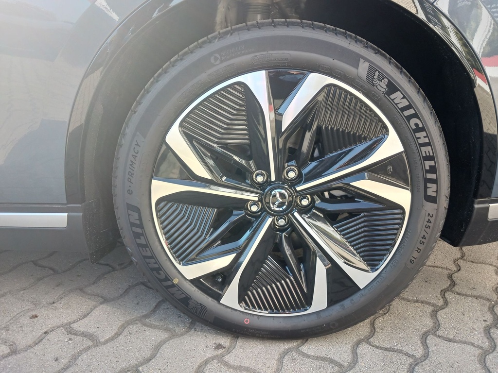 MAZDA 6e 5HB EV 258ps 1AT RWD Takumi Plus