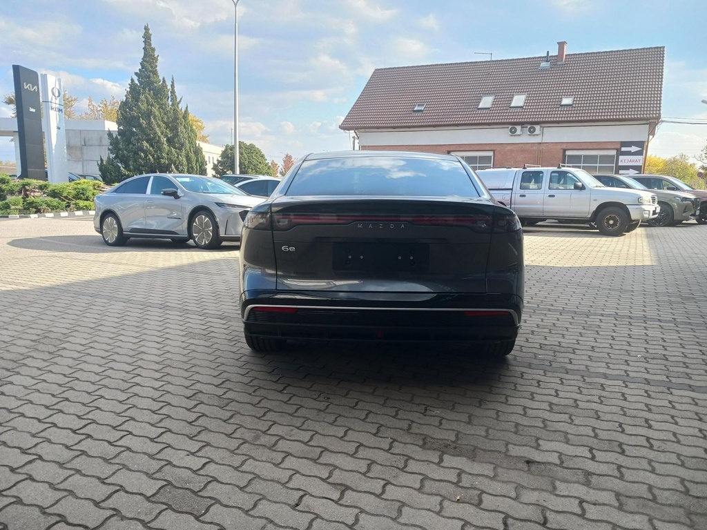 MAZDA 6e 5HB EV 258ps 1AT RWD Takumi Plus 