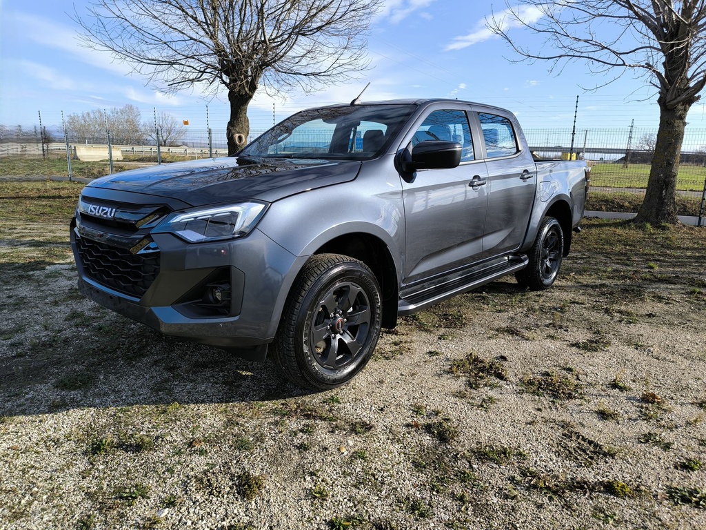 ISUZU D-MAX LS Plus AT