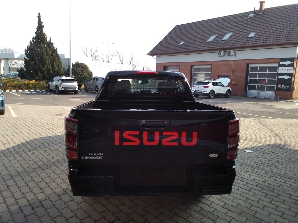 ISUZU D-MAX LS Plus AT 