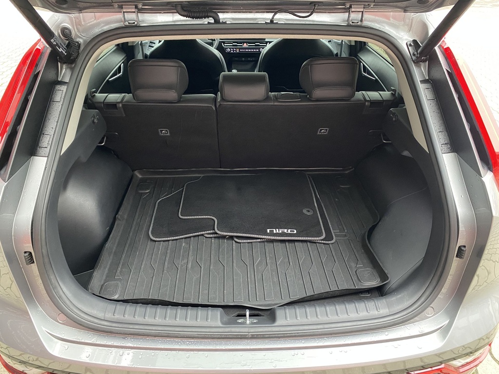 Kia Niro 1.6GDI PHEV Platinum + Comfort+NT,  DCT, Mo.-i, 1 Tulajdonos, Végig szervizelt, Gyári garanciális, Téli-Nyári gumik!