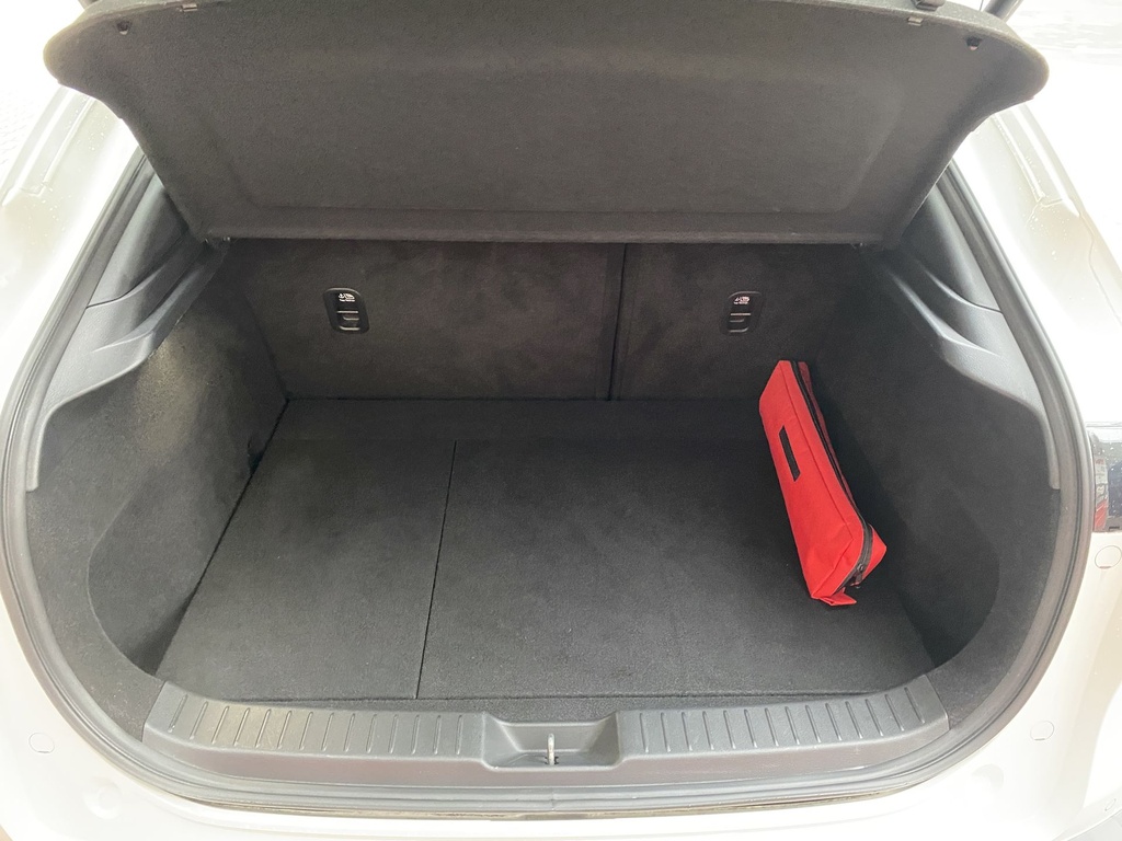 Mazda CX-30 2.0L e-SKYACTIV X186ps 6AT 2WD GT Plus, SO/ Mo.i-, 1 Tulajdonos, Gyári garanciális, Gyári fényezés, Végig Mazdában szervizelt.