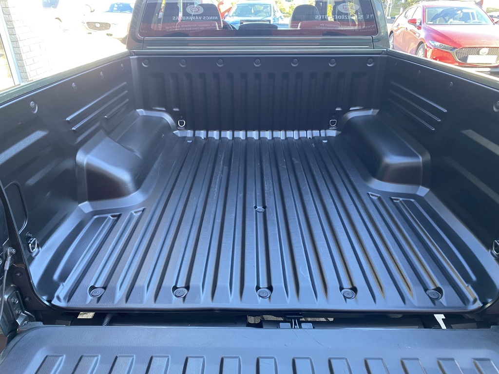 Ssangyong/KGM Musso Grand 2.2e-XDI Black Edition AT AWD. -Mo.-i, 1 Tulajdonos, Gyári garanciális, Gyári fényezés, Bélés, Oldalfellépő! 