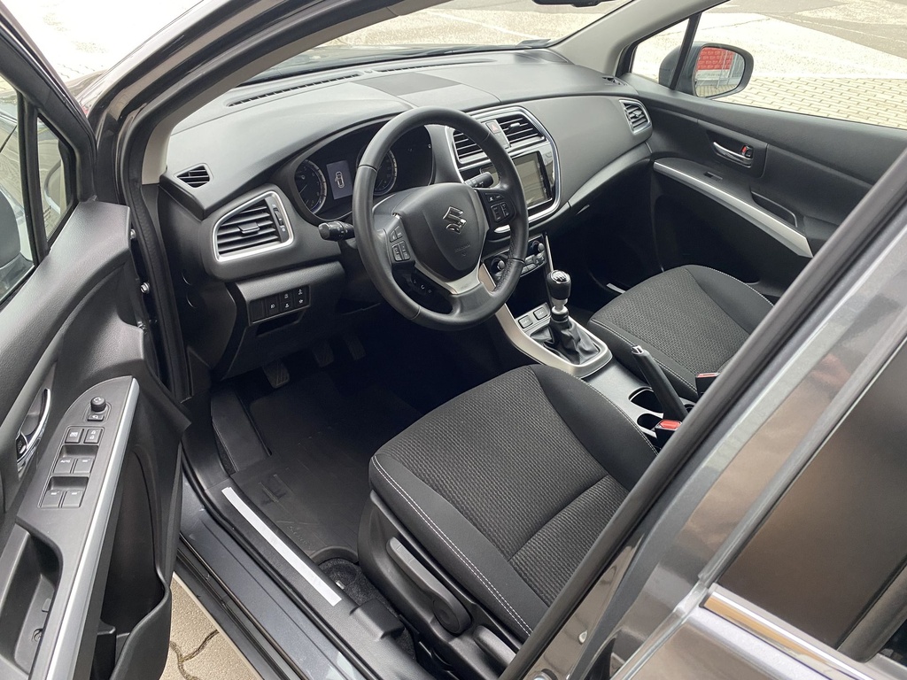 Suzuki SX4 S-Cross 1,4 Hybrid GLX. Mo-i, Gyári garancia, Gyári fényezés, Vonóhorog.