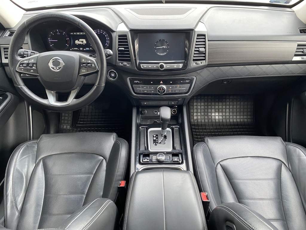 Ssangyong/KGM Rexton Premium 4WD, 7 ülés, Vonóhorog, Gyári fényezés.