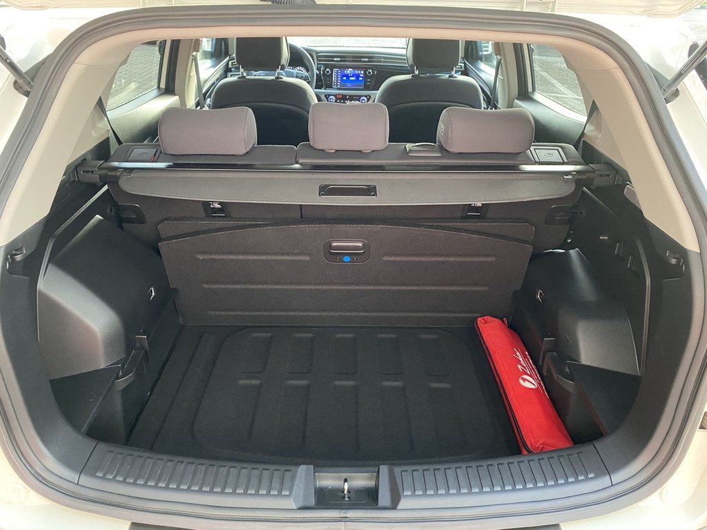 Ssangyong/KGM Korando Style Plus AT-Mo.-i, 1 Tulajdonos, Gyári garanciális, Gyári fényezés, Vonóhorog, Téli-Nyári gumik felnin!! 