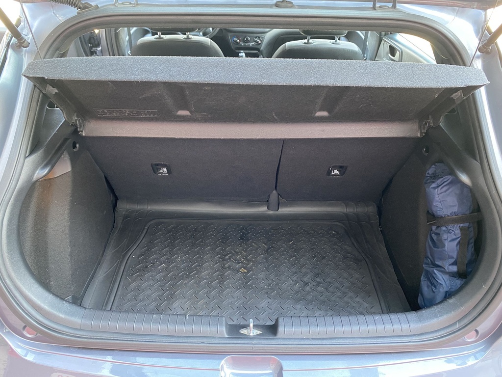 Hyundai I20 1.25i LP Fresh. Mo.-i, 1 Tulajdonos, Gyári fényezés, Vezetett szervizkönyv! 