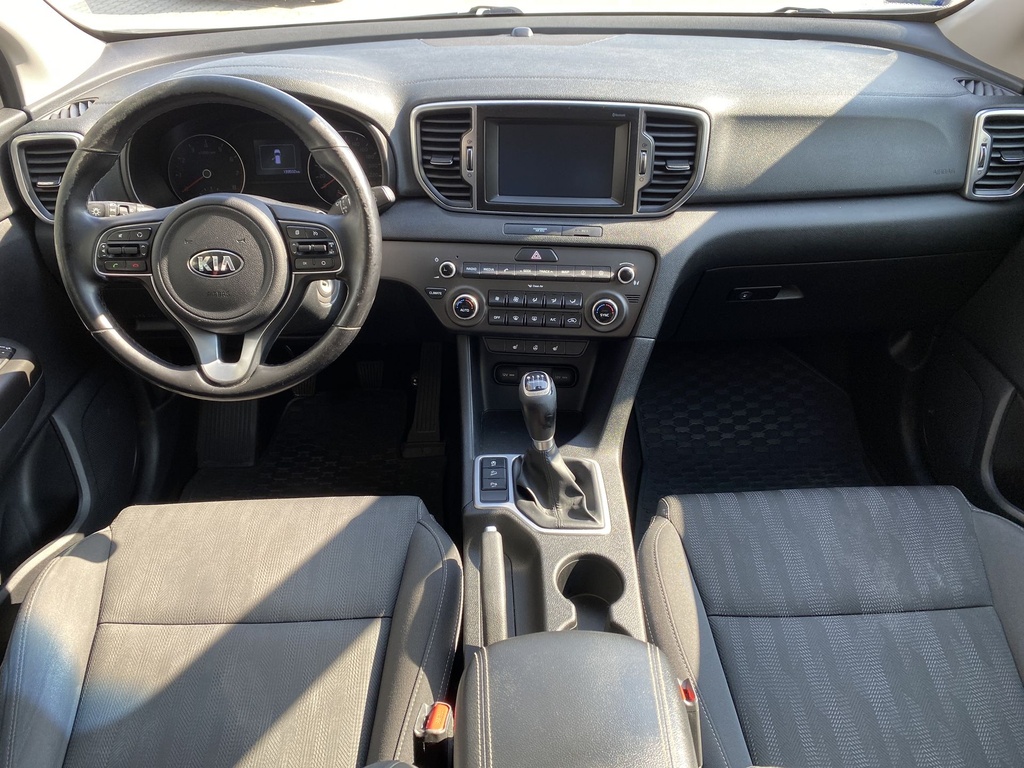 Kia Sportage 1.6GDI Winter Edition, Mo.-i, 1 Tulajdonos, Gyári fényezés, Vezetett szervizkönyv, Téli-Nyári gumik felnin.