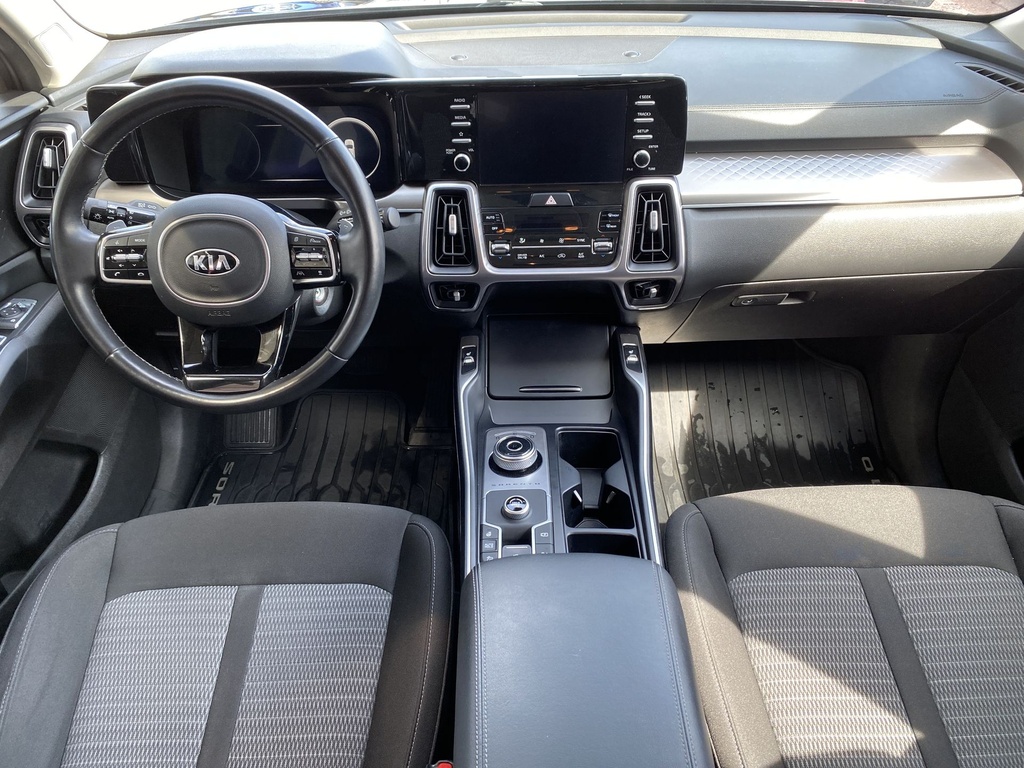 Kia Sorento 1.6T-GDI HEV  AT, Gold + Winter, 7 ülés, Mo.-i, 1 Tulajdonos, Gyári garanciális, Gyári fényezés.