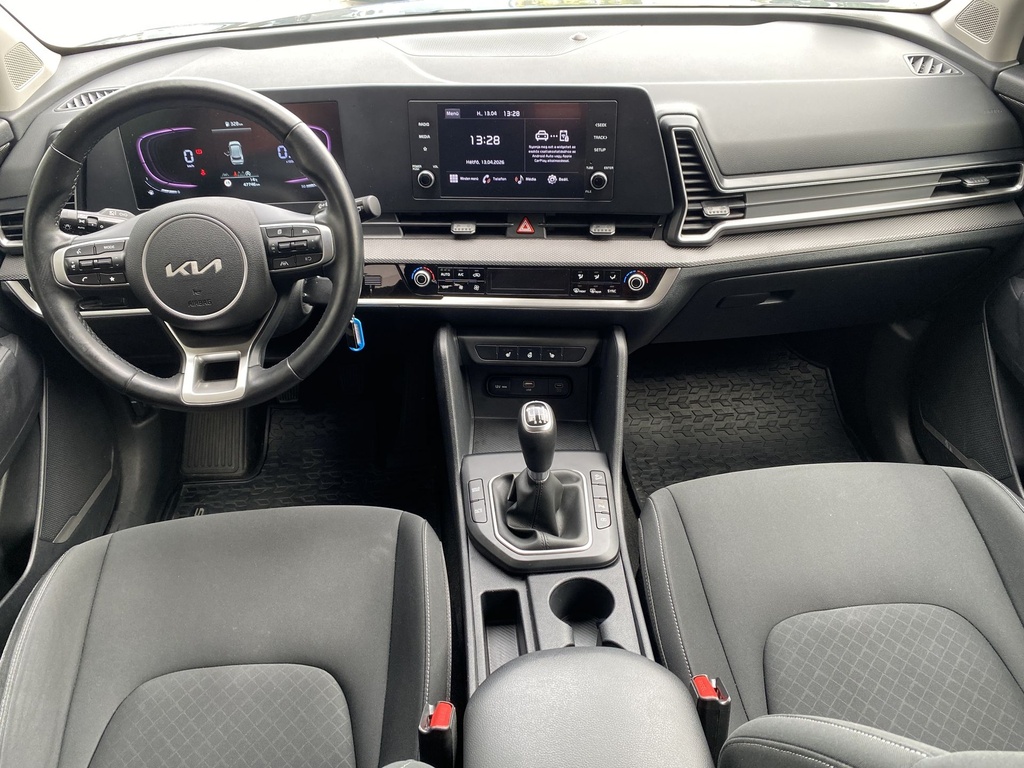 Kia Sportage 1.6 T-GDI Silver PRO. Mo.-i, 1 Tulajdonos, Gyári fényezés, Gyári garanciális, Téli-Nyári gumik.