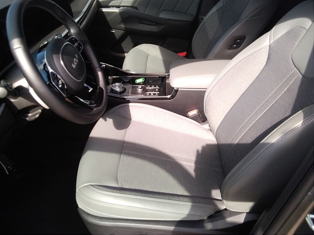 KIA SORENTO 2024 KRYPTONITE + NAPTETŐ + DIGITAL