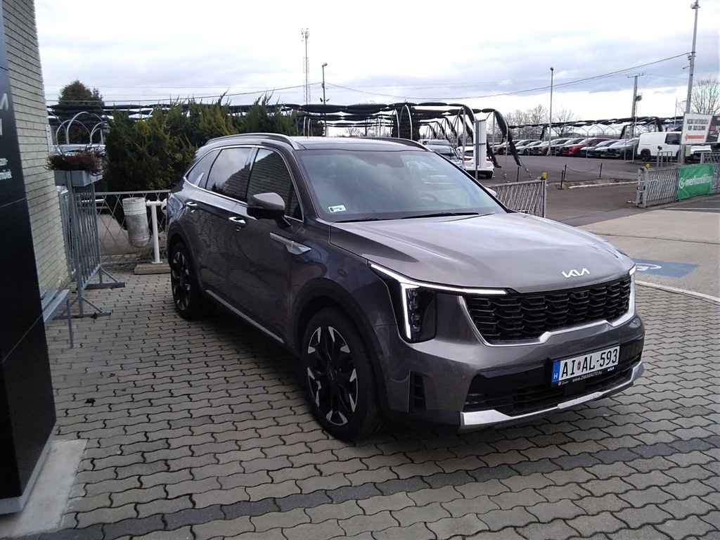 KIA SORENTO 2024 KRYPTONITE + NAPTETŐ + DIGITAL