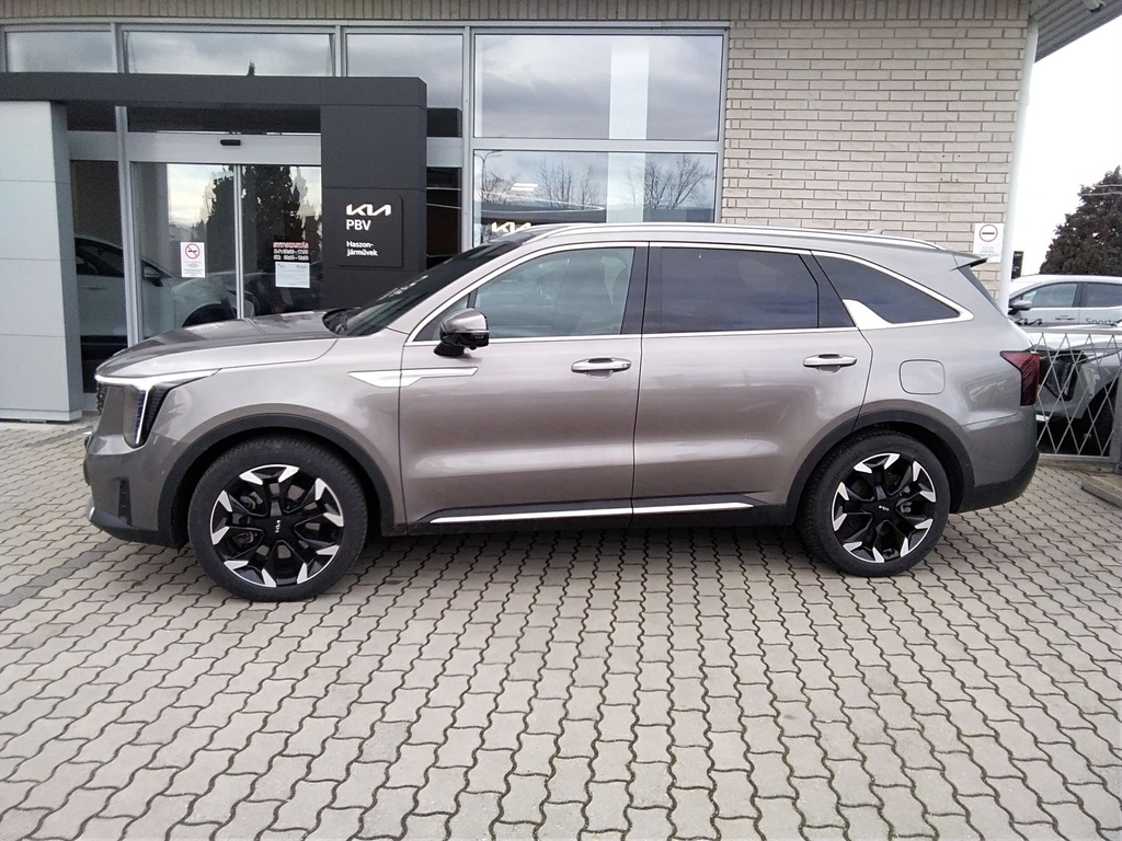 KIA SORENTO 2024 KRYPTONITE + NAPTETŐ + DIGITAL