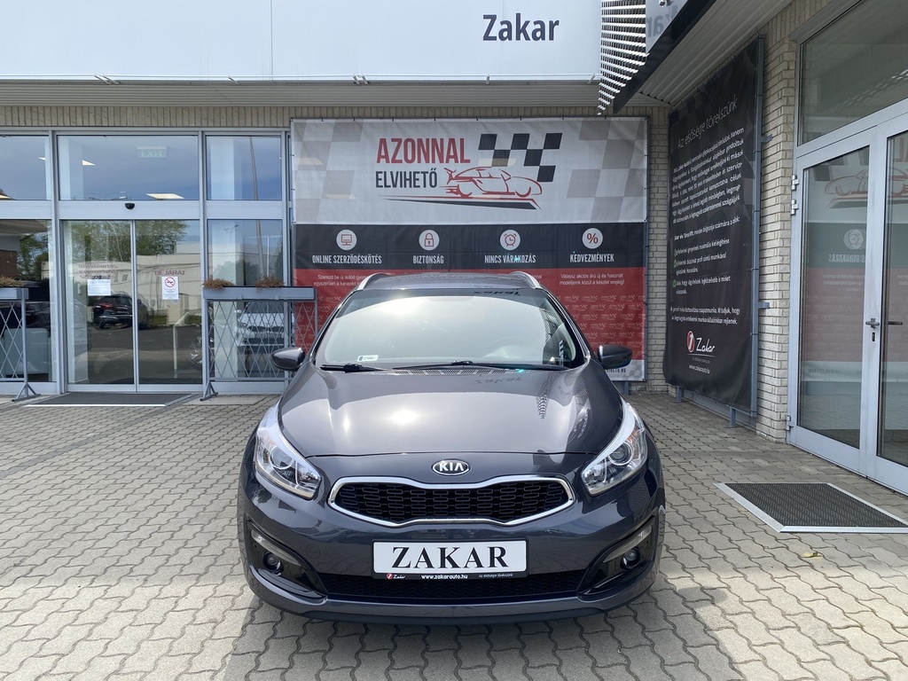 Kia Ceed SW 1.4 CVVT LX+EX , Mo.i, 2 Tulajdonos,  Vezetett szervizkönyv, Téli-Nyári gumik. 