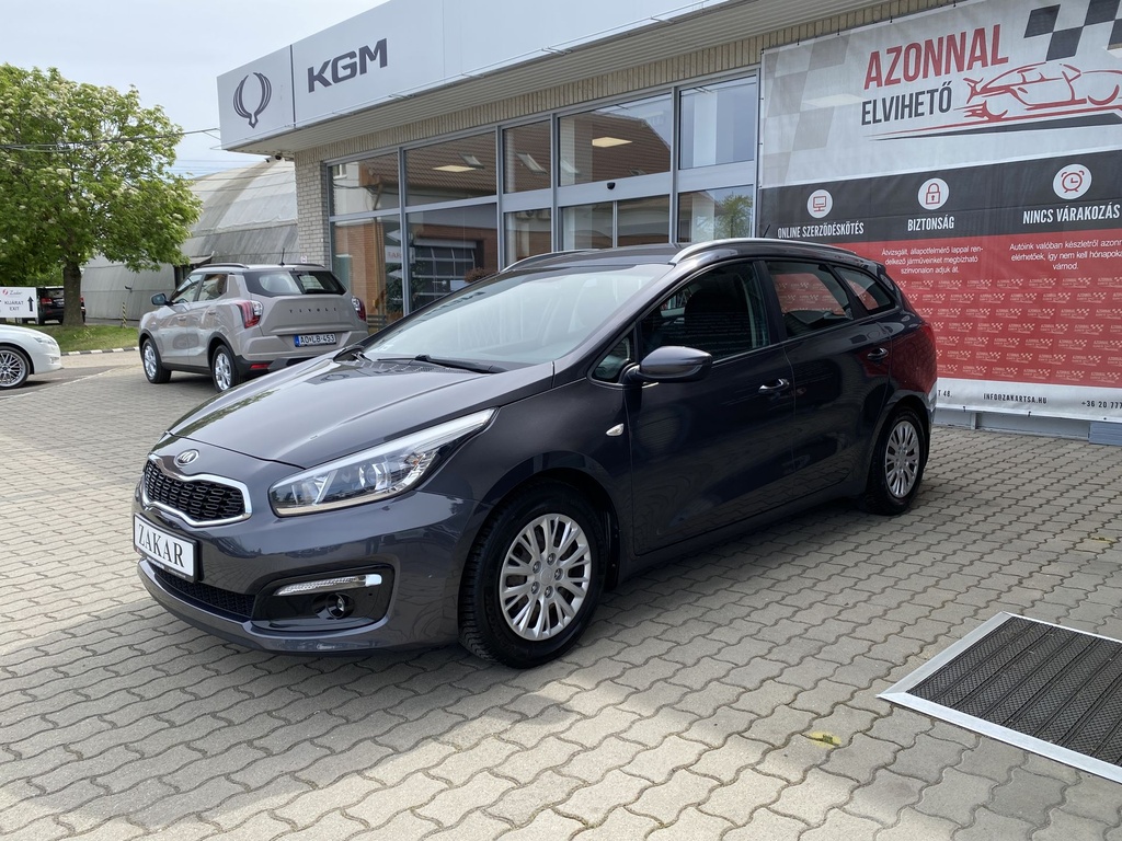 Kia Ceed SW 1.4 CVVT LX+EX , Mo.i, 2 Tulajdonos,  Vezetett szervizkönyv, Téli-Nyári gumik. 