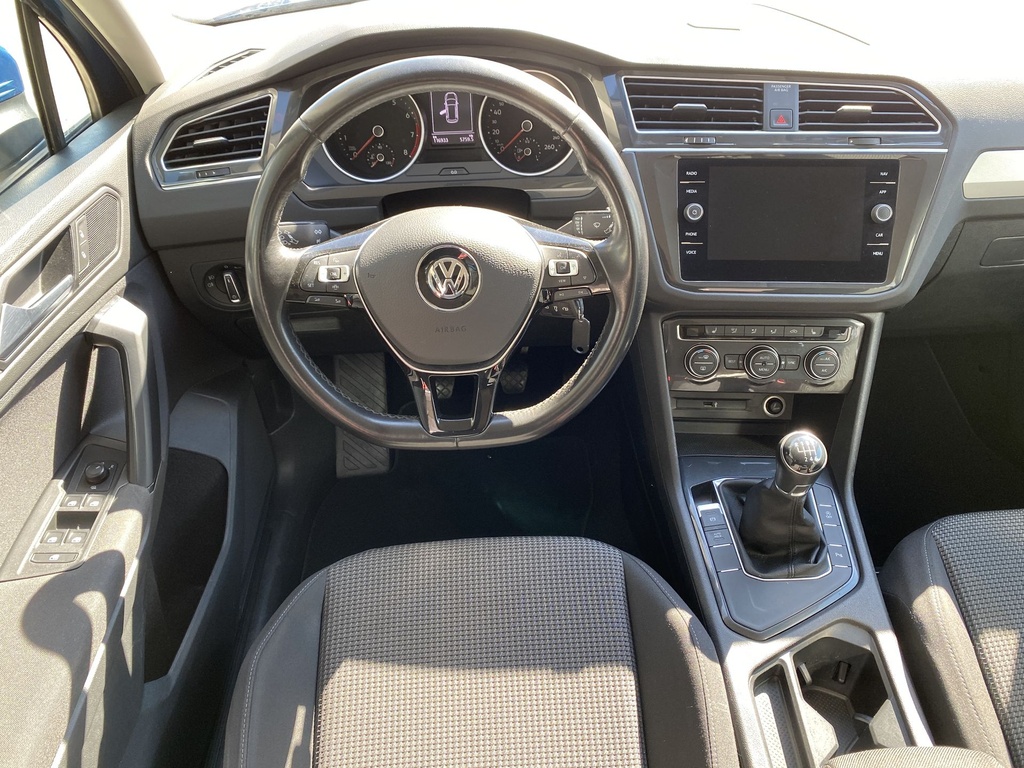 Volkswagen Tiguan 1.5 TSI EVO Comfortline. Mo.-i, 1 Tulajdonos, Vezetett szervizkönyv, Frissen szervizelt, Téli-Nyári gumik felnin!