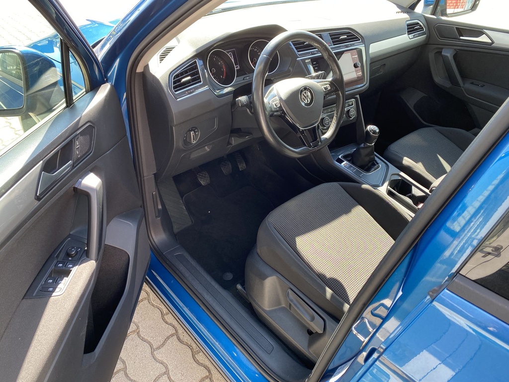 Volkswagen Tiguan 1.5 TSI EVO Comfortline. Mo.-i, 1 Tulajdonos, Vezetett szervizkönyv, Frissen szervizelt, Téli-Nyári gumik felnin!