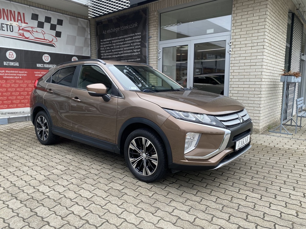 Mitsubishi Eclipse Cross 1,5T-Mivec Elegance 2WD. Mo.-i, 1 Tulajdonos, Vezetett szervizkönyv.