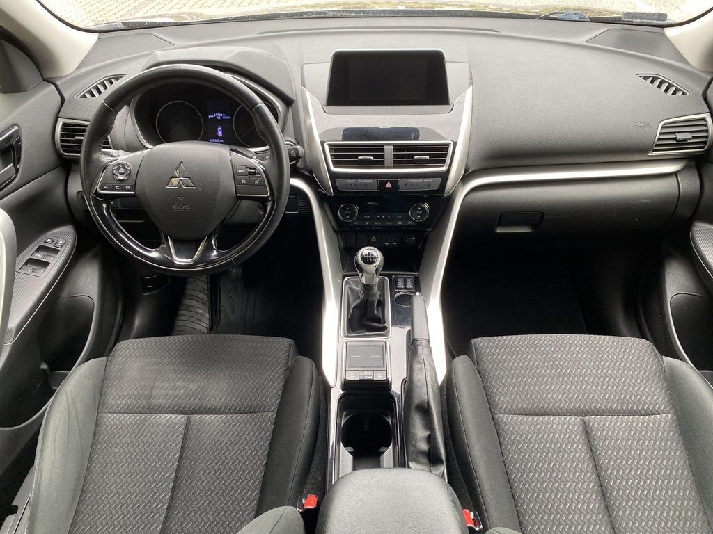 Mitsubishi Eclipse Cross 1,5T-Mivec Elegance 2WD. Mo.-i, 1 Tulajdonos, Vezetett szervizkönyv.