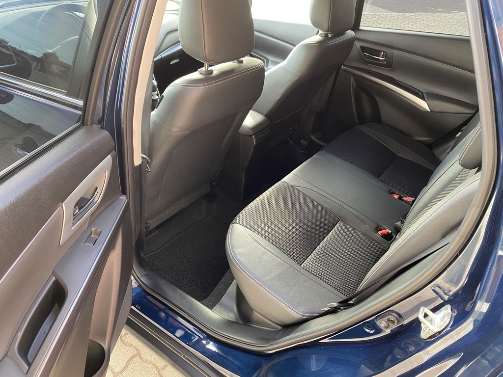 Suzuki S-Cross 1.4 Hybrid GLX, Egyedi belső tér, 360 kamera, Mo.-i, 1 Tulajdonos, Végig márkaszervizben szervizelt, Gyári fényezés, Gyári garanciális. 