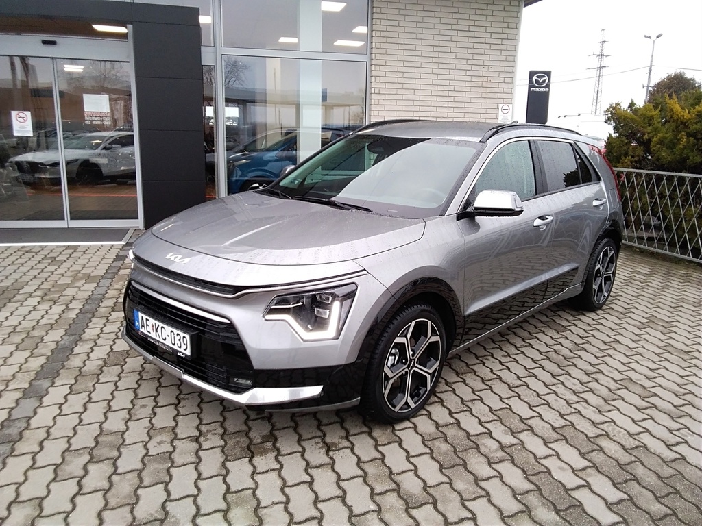 KIA NIRO 2024 HEV PLATINUM + KOMFORT CSOMAG
