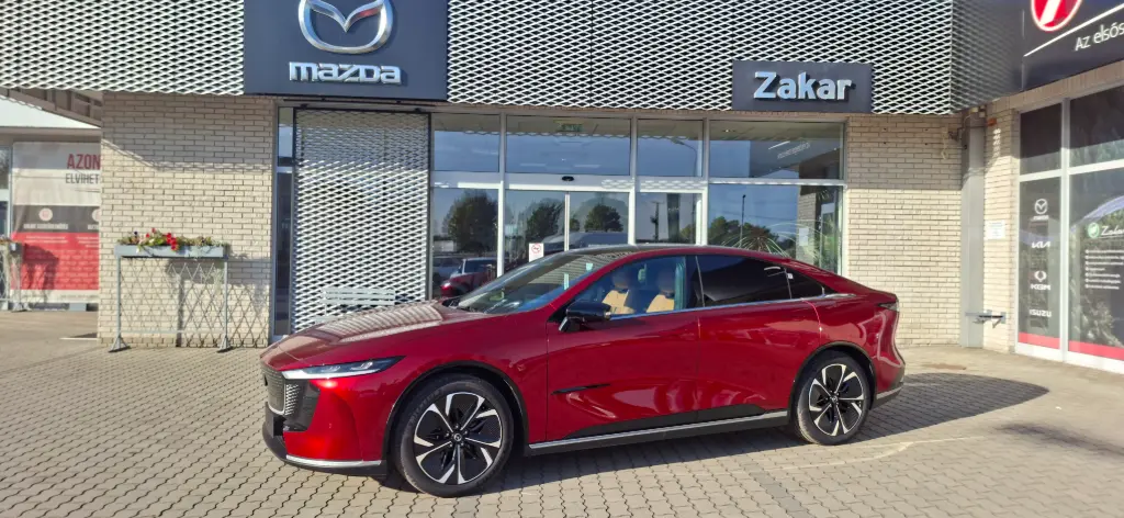 MAZDA 6e 5HB EV 258ps 1AT RWD Takumi Plus - 