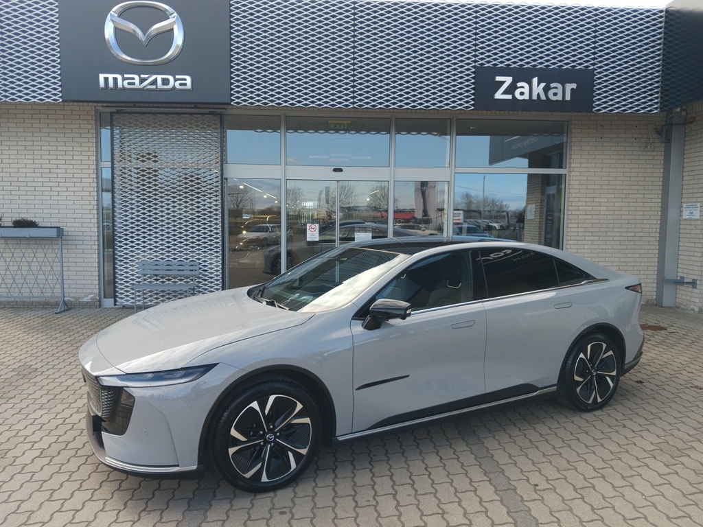 MAZDA 6e 5HB EV 258ps 1AT RWD Takumi - KÉSZLETEN