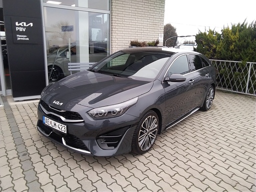 [086459] KIA PROCEED 2024 ULTIMATE EDITION PLUS + ADA CSOMAG + NAPTETŐ + AUTOMATA
