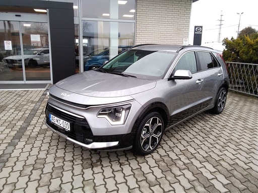 [132596] KIA NIRO 2024 HEV PLATINUM + KOMFORT CSOMAG