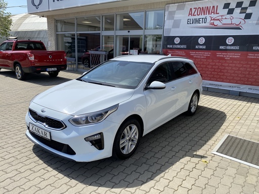 [0] Kia Ceed SW 1,4 Platinum, Gyári garanciális, Gyári fényezés, téli-nyári gumik!